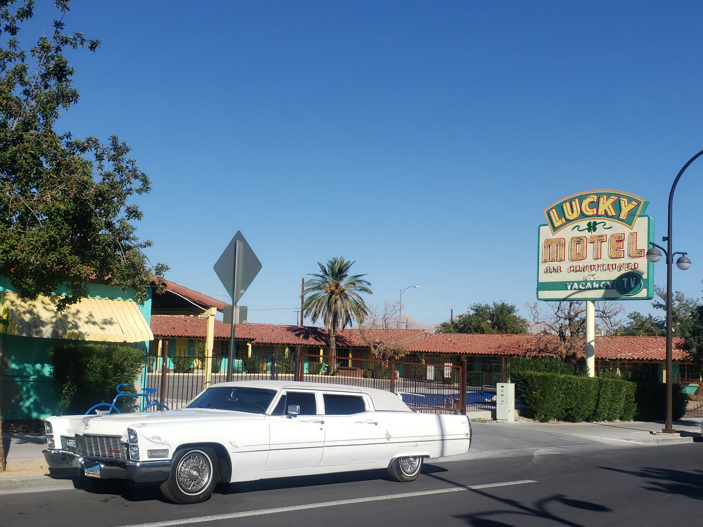 1968 Cadillac Presidential Limo Hourly Rental Car Handler and Photoshoot Support