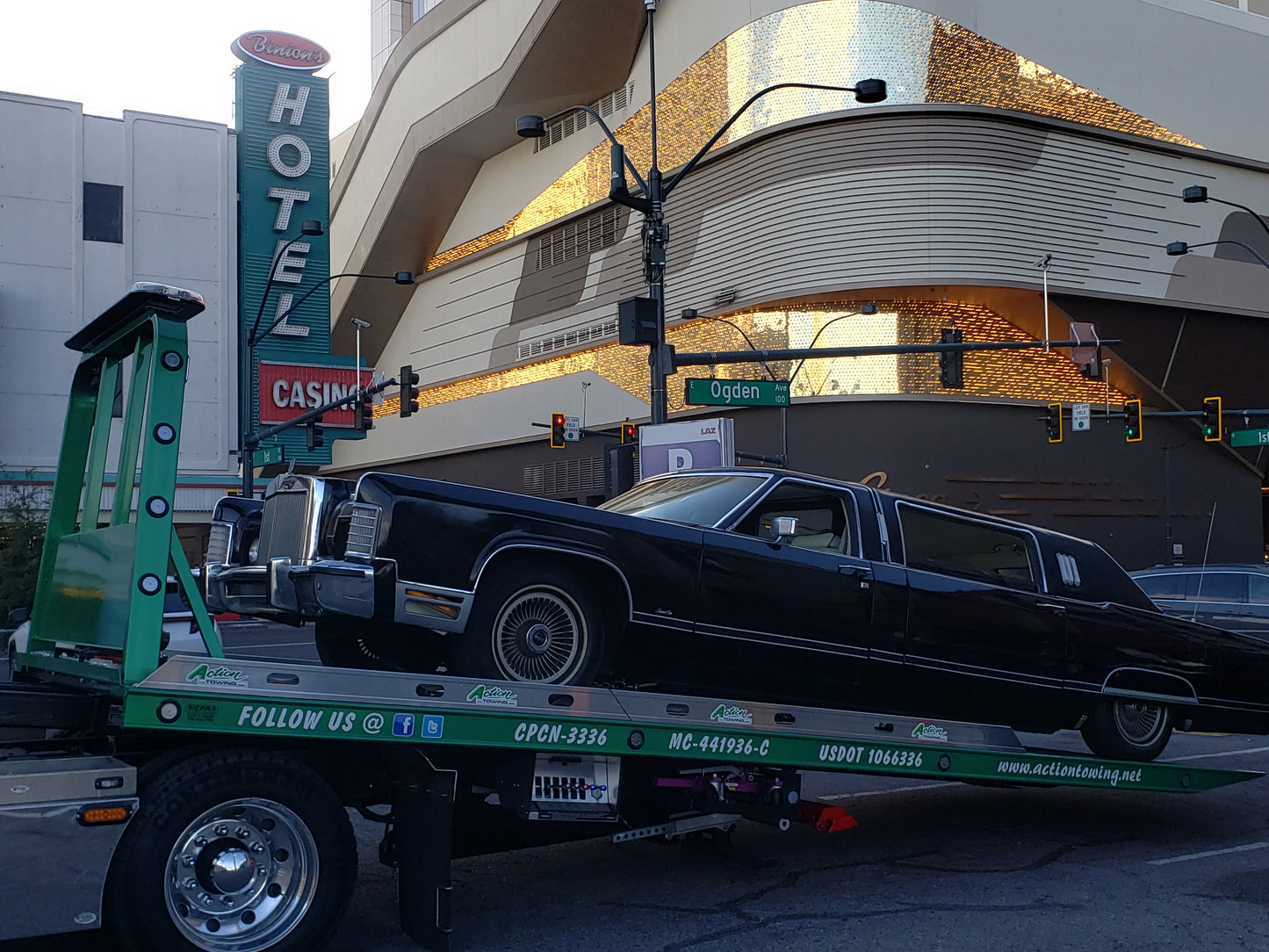 1977 Lincoln Towncar Limo Hourly Rental Car Handler and Photoshoot Support